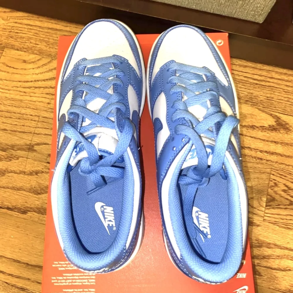 New Men's Nike Dunk Low UNC University Blue - Picture 5 of 6